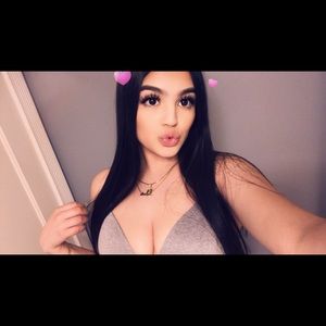 Meet your Posher, Daniela